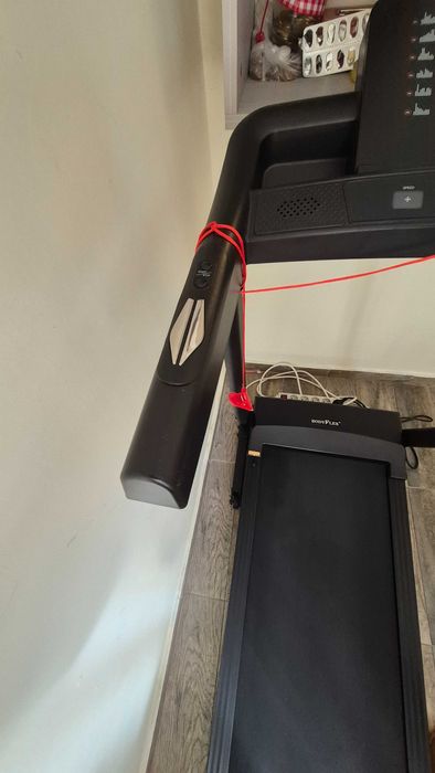 Електрическа сгъваема пътека за бягане