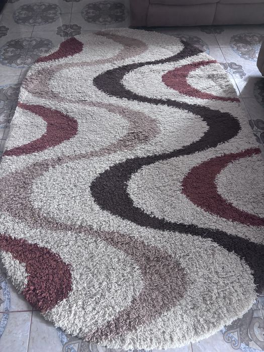 Covor mare ca nou