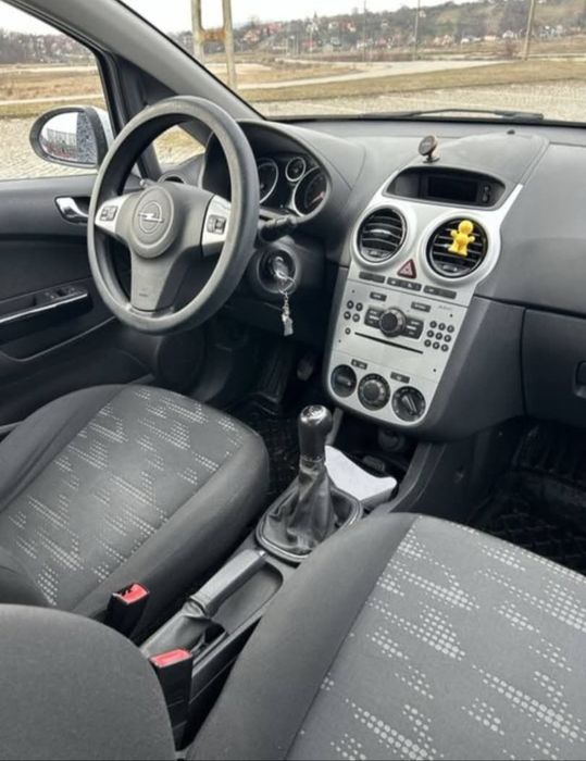 Opel corsa 1.2 eco flex 2012