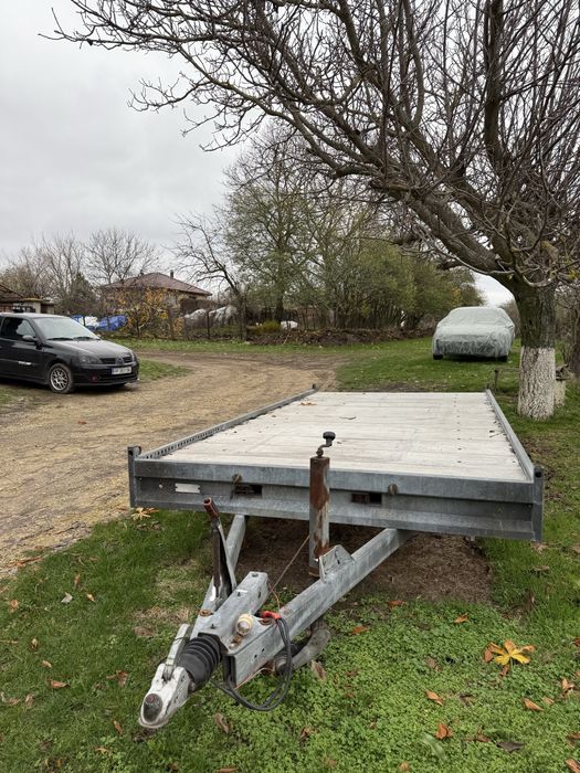 продавам платформа за кола