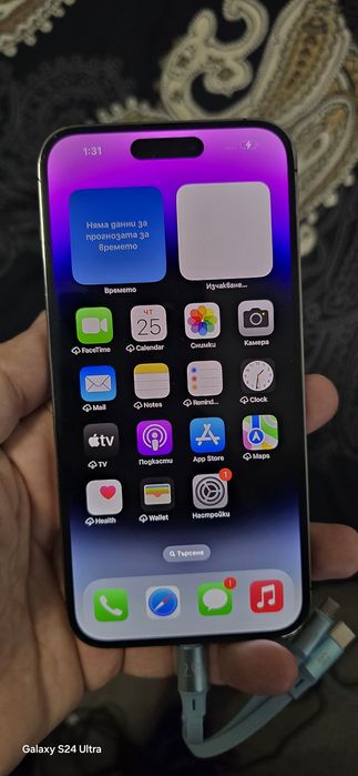 Iphone 14 pro max на 100% батерия , 256 gb  много запазен с кутия .