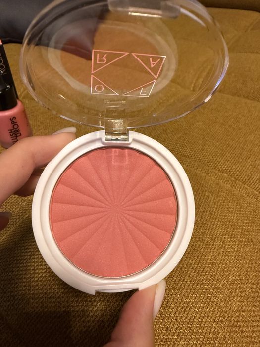 Руж за лице нови Rodial Ofra Glowish