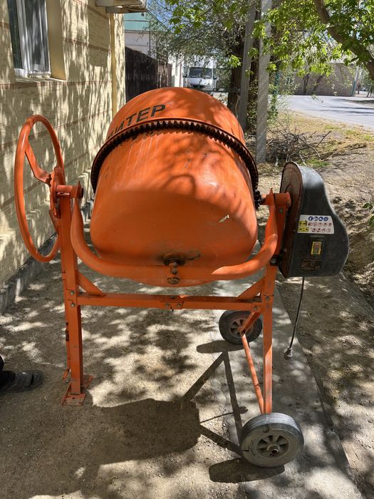 Бетономешалка 200 литр