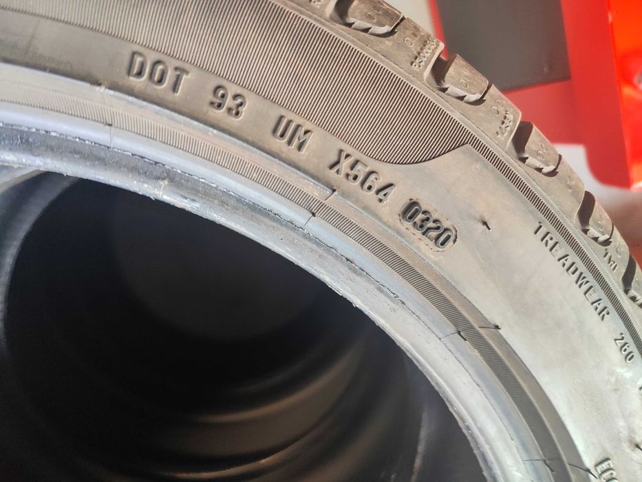 4бр.летни гуми 215/45/18 Pirelli