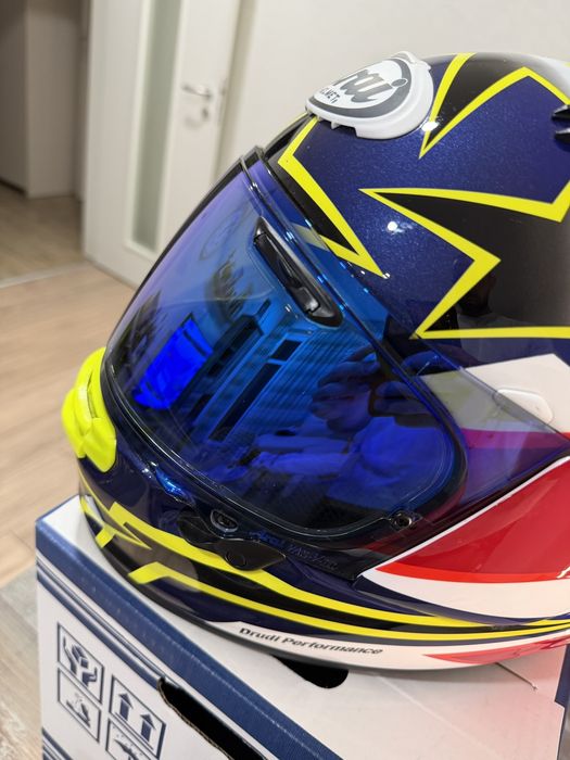 Каска за мотоциклет Arai Quantic Star Stripes Yellow