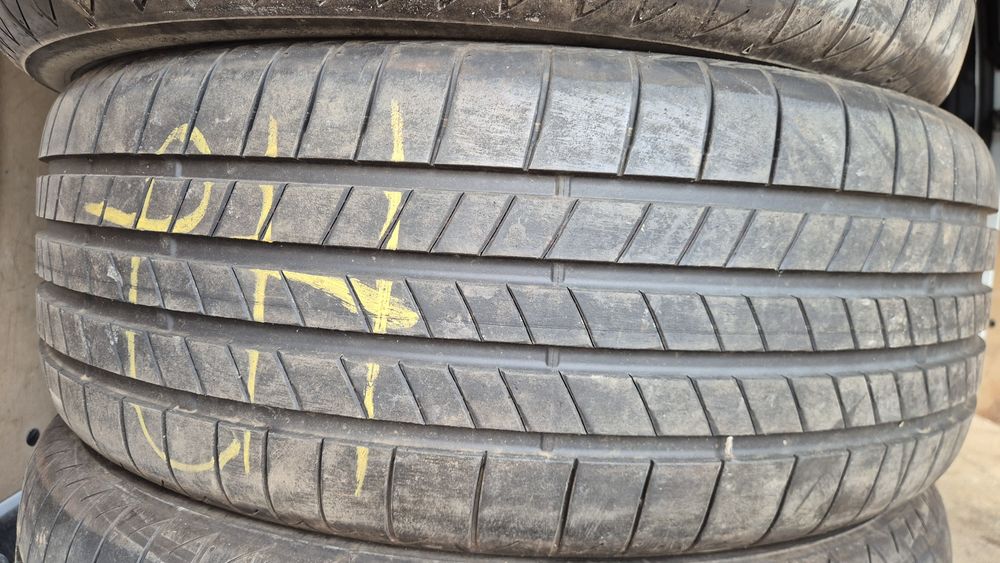 4 броя Bridgestone 235/55/19