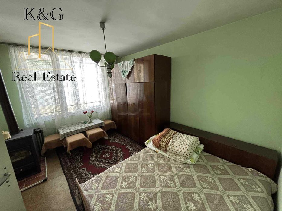 Продава се Двустаен апартамент в Разград, Орел - 64 кв.м за 1156 €/кв.м - Снимка #2