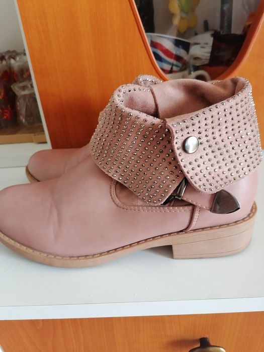 Ghete damă (mărimea 36)