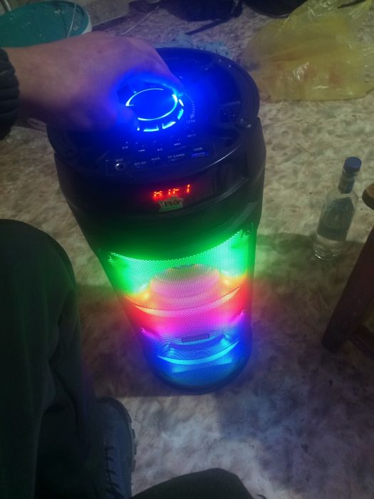 Продам колонка новая