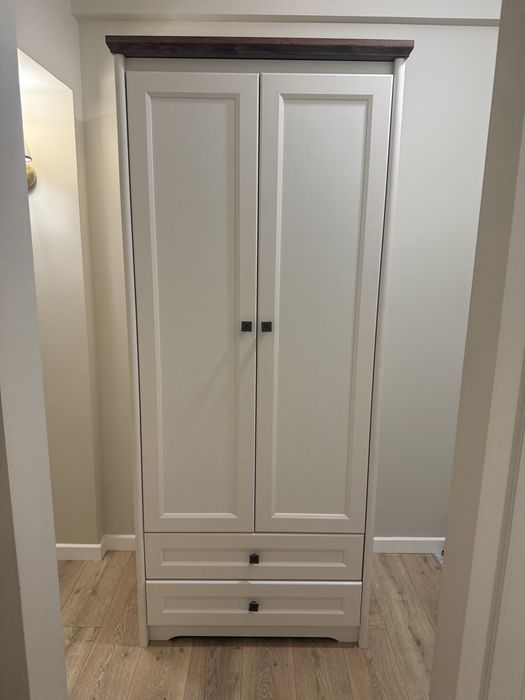 Продается шкаф в отличном состоянии