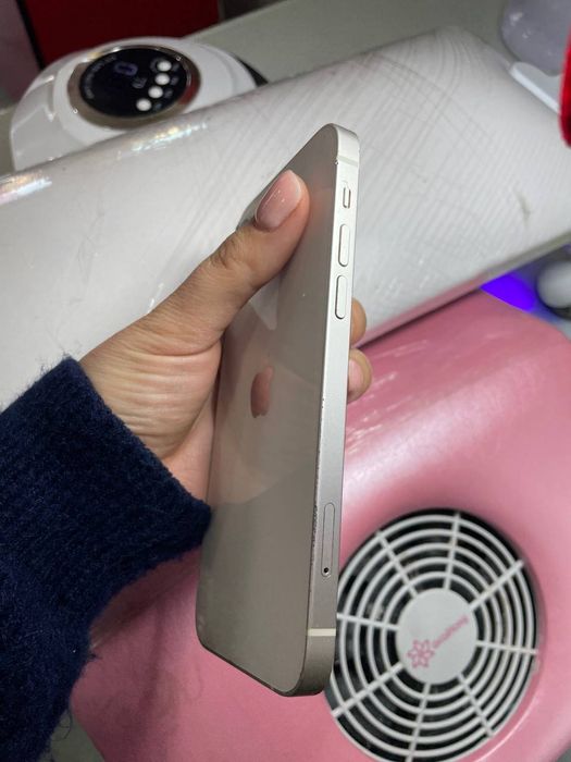 Sotiladi iphone 12/64