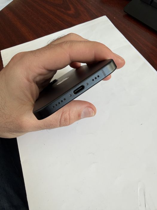 Iphone black 15 128gb