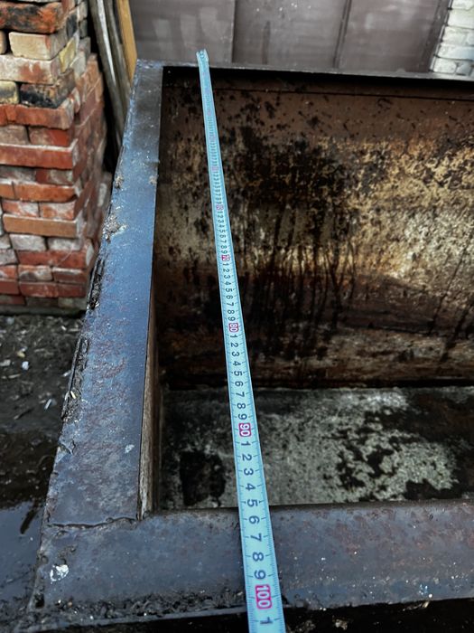 Железная ёмкость