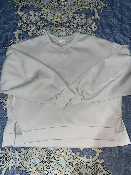 Женские спортивные одежды