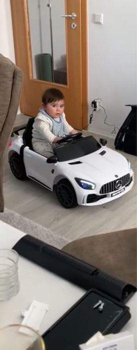 Masinuta electrica copiii MERCEDES ca noua