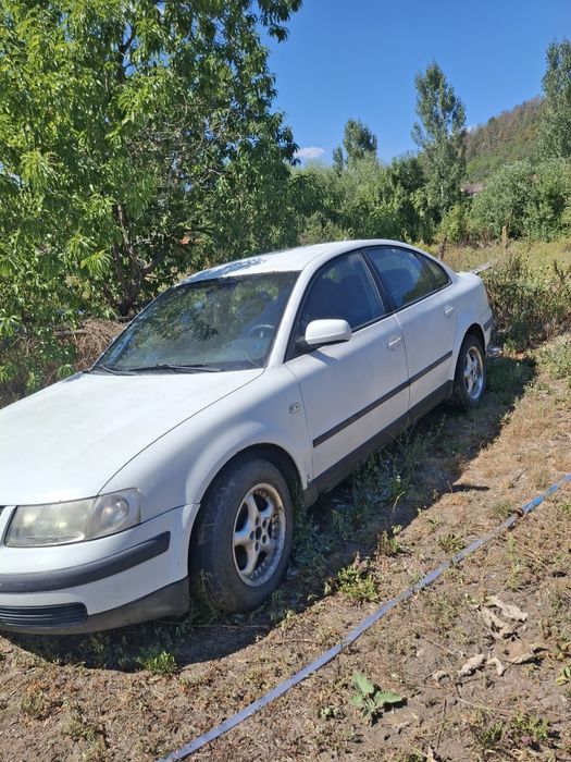 Masa cu scaune  Passat piese