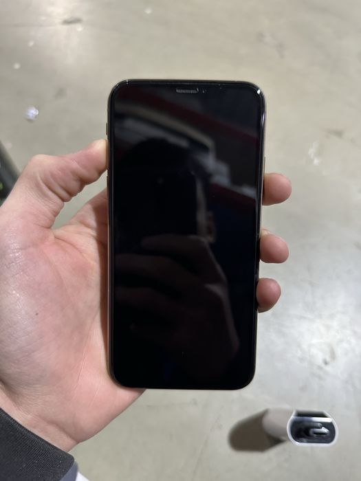 Iphone X продаю 64гб