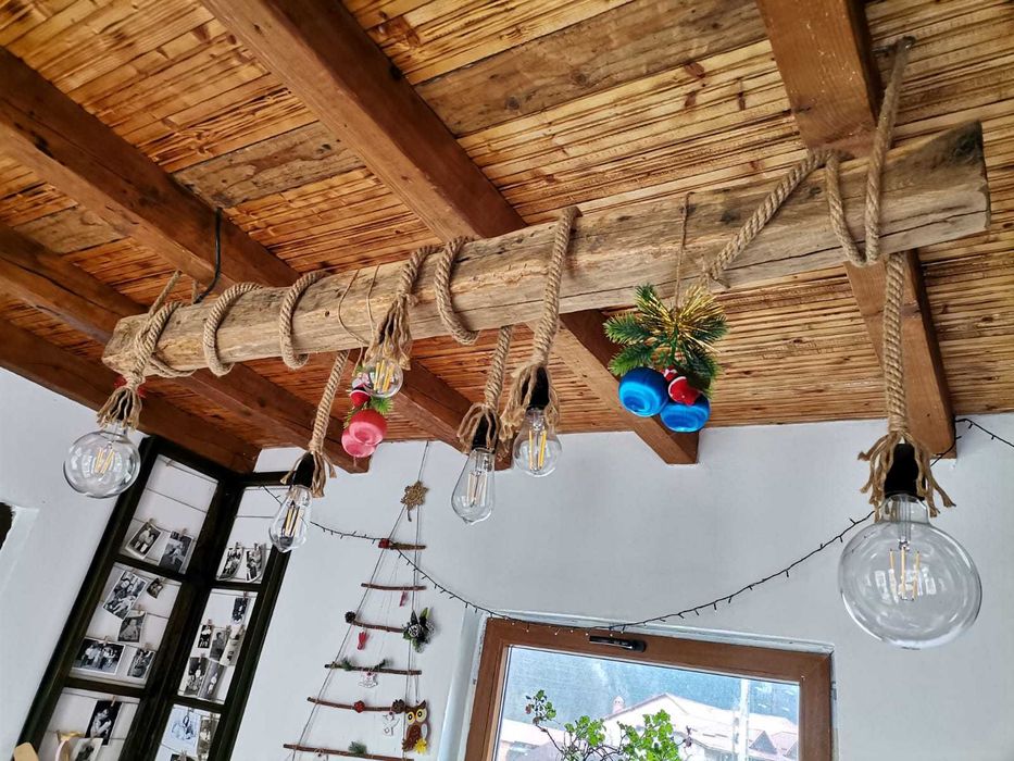 Candelabru rustic lemn