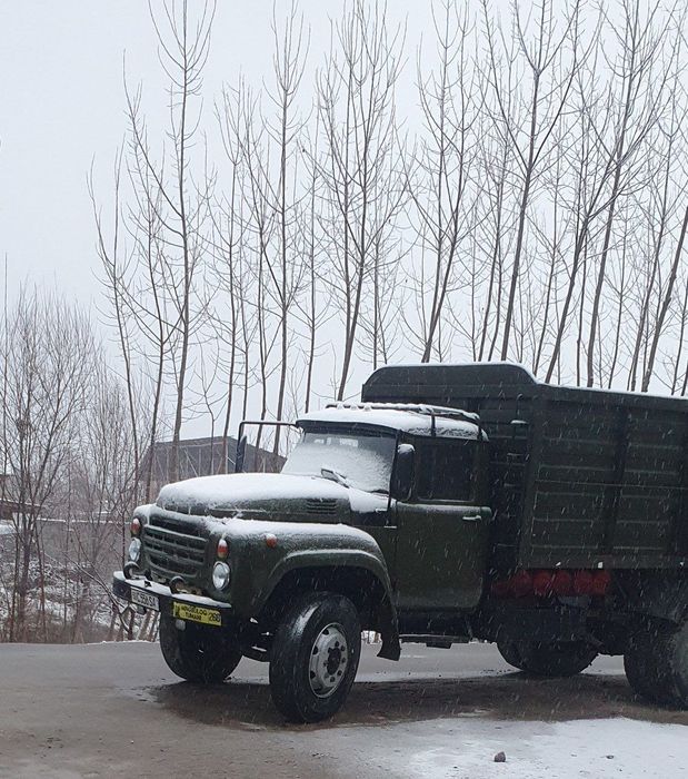 Zil samosval sotiladi