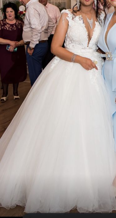 vand rochie mireasa+sandale mireasa marimea 36