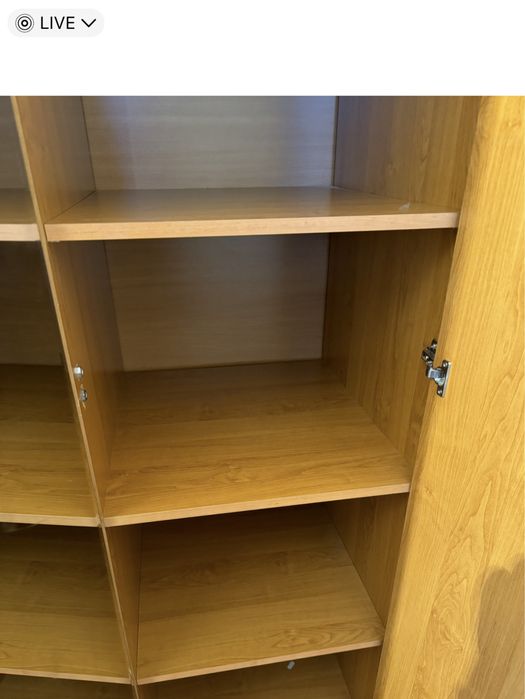 Продам вместительный шкаф для одежды