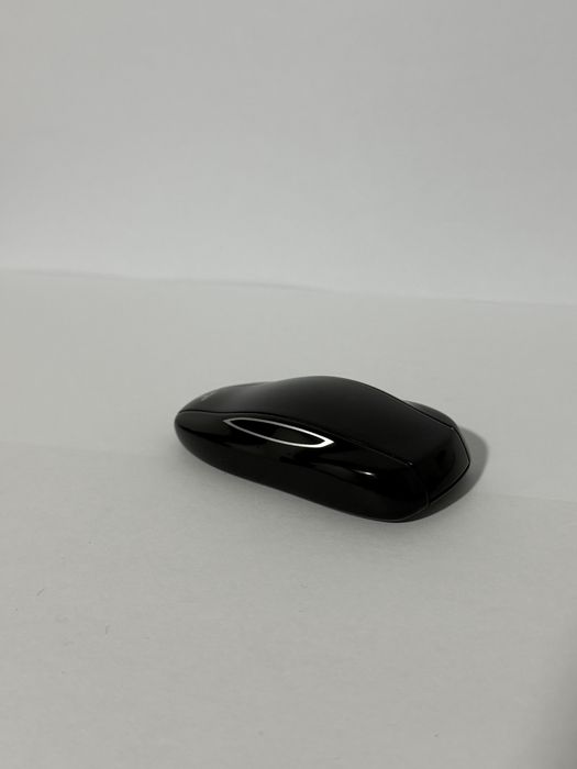 Vănd chei pentru tesla model S