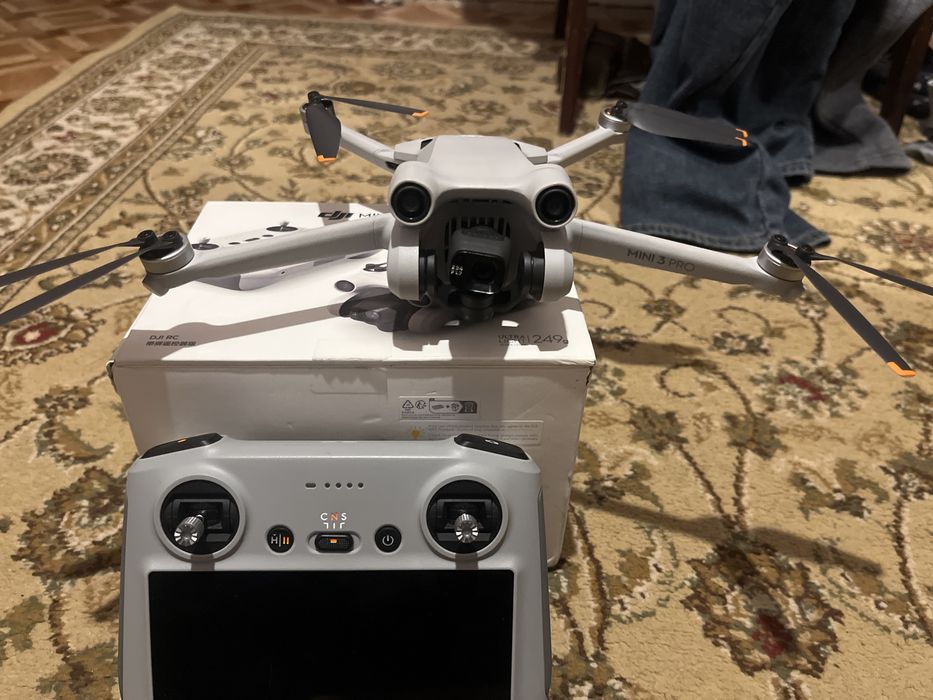 Продам дрон новый