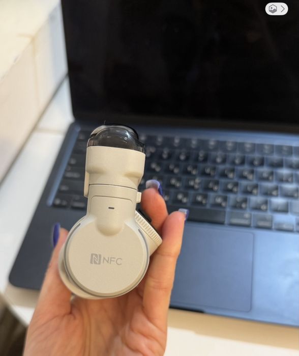 Стабилизатор Insta360 Flow Pro с функцией NFC