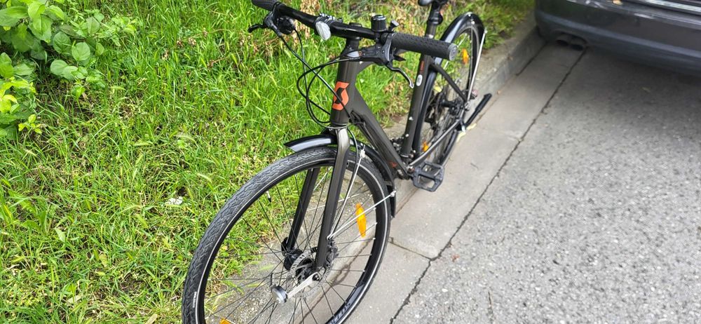 Bicicleta SCOTT Cross 50  Roti 28 Frane Disc - Stare foarte buna