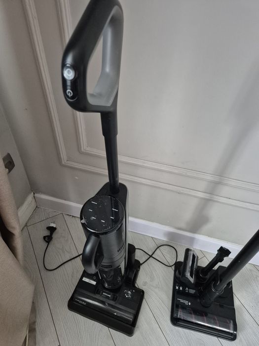 Пылесос моющий Dreame