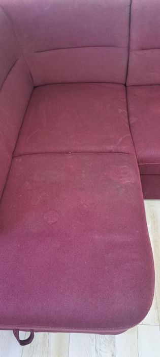 Curat canapele / scaune /tapițerie auto