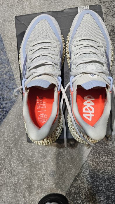 Vând Adidas 4DFWD