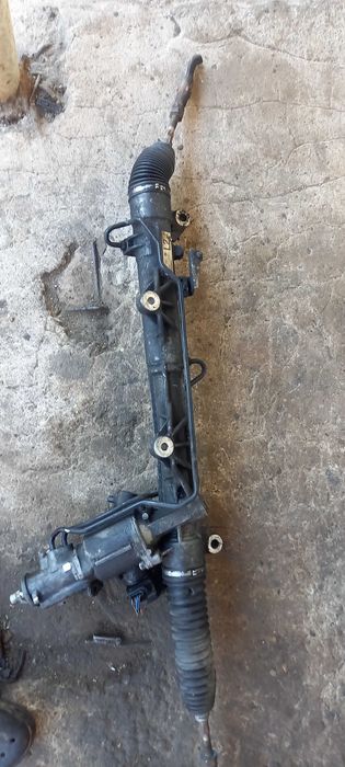 кормилна рейка  бмв 5 6 7 BMW 5 F07 F10 F11 F12 F13 F06 F01 F02 F03