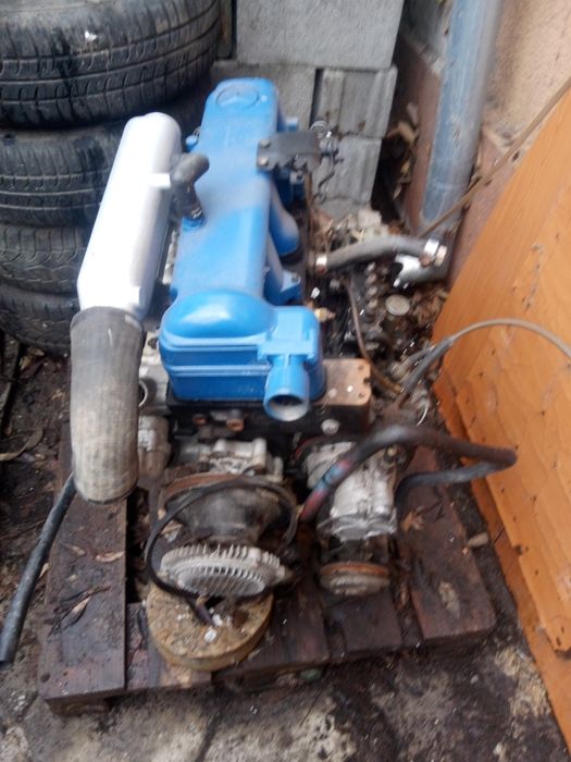 Двигатели 2 бр. Мерцедес