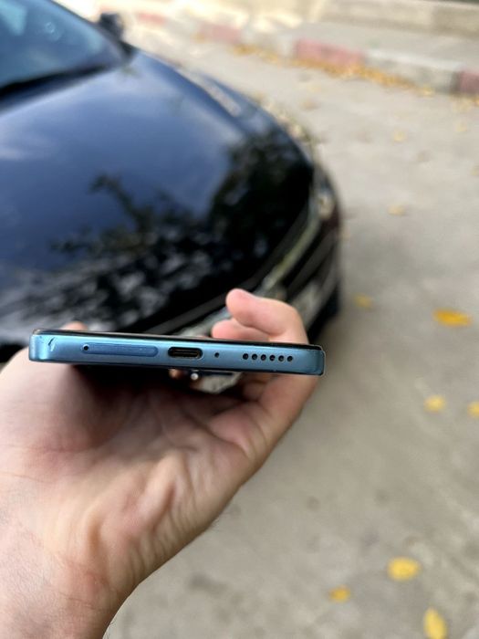 Продаётся redmi note 12pro. СРОЧНО!