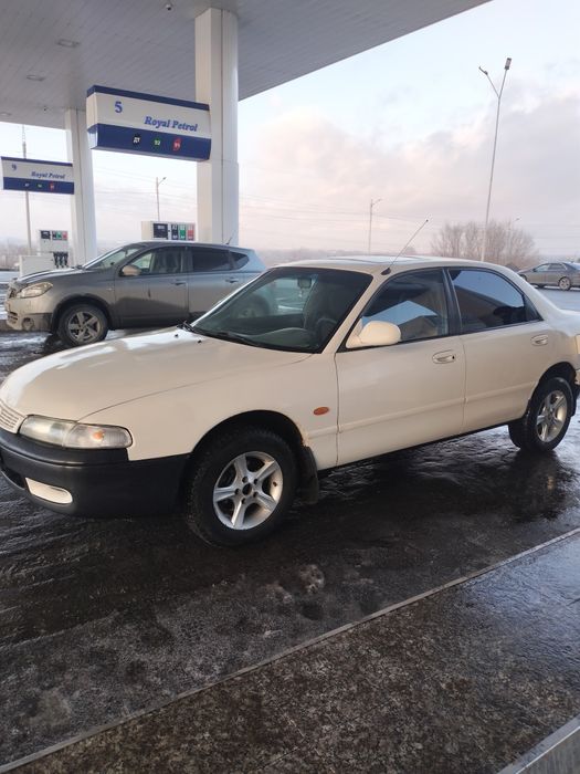 Продаю мазду 626