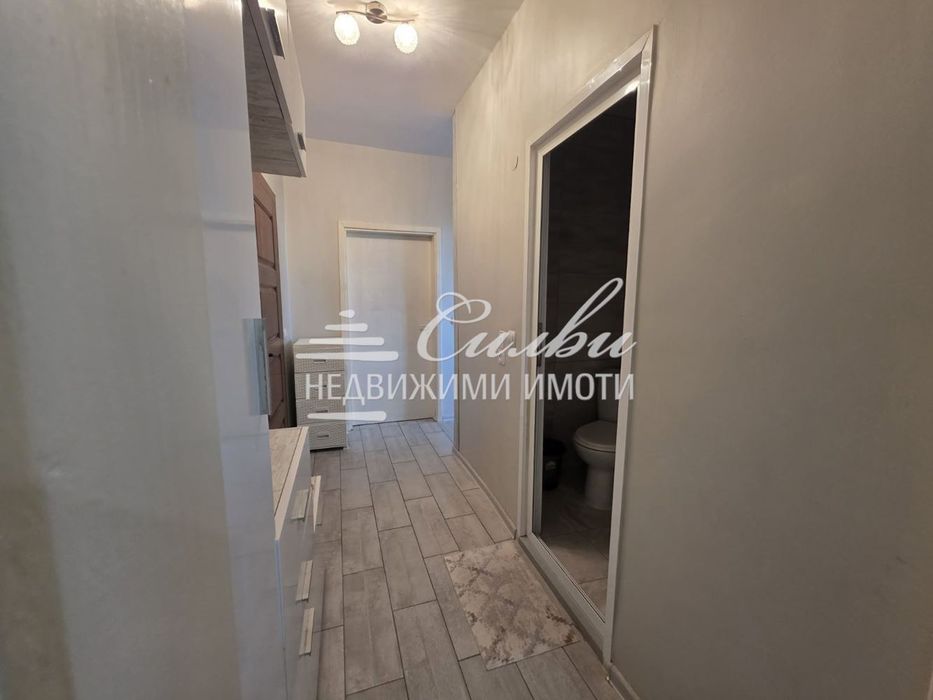 Двустаен апартамент - кв.Добружански