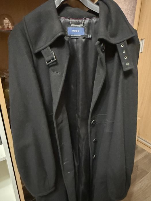 Пальто от бренда MEXX