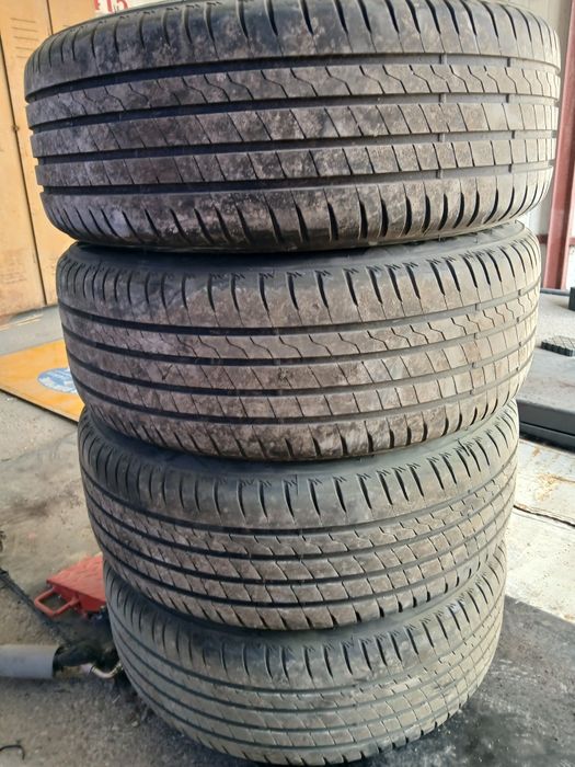 Jante aliaj R16,  5x100 , originale Golf 4 , stare impecabilă fără defecte doar prăfuite ,  cu anvelope de vară  205/55/R16 FIRESTONE DOT 46.2023