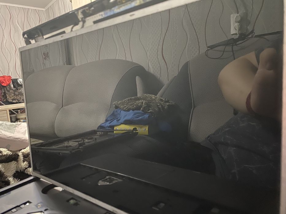 Продам матрицу 15,6 дюймов