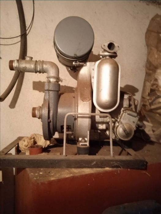 Бензинови помпи за полива 2 брояне.