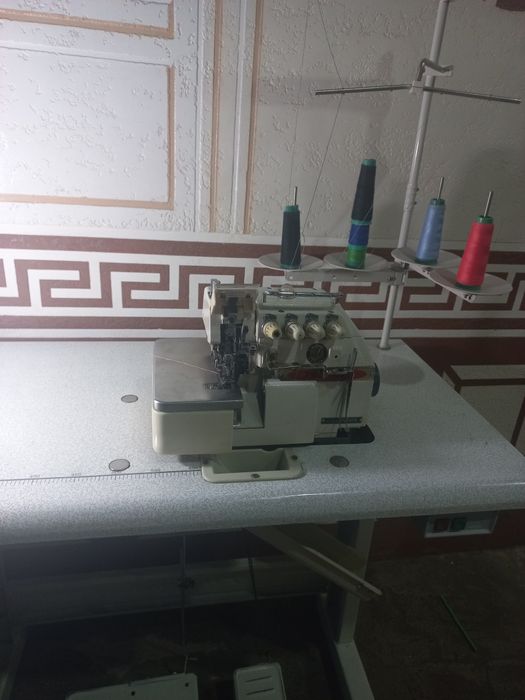 Тӯғри чок ва оверлог тикув машинаси