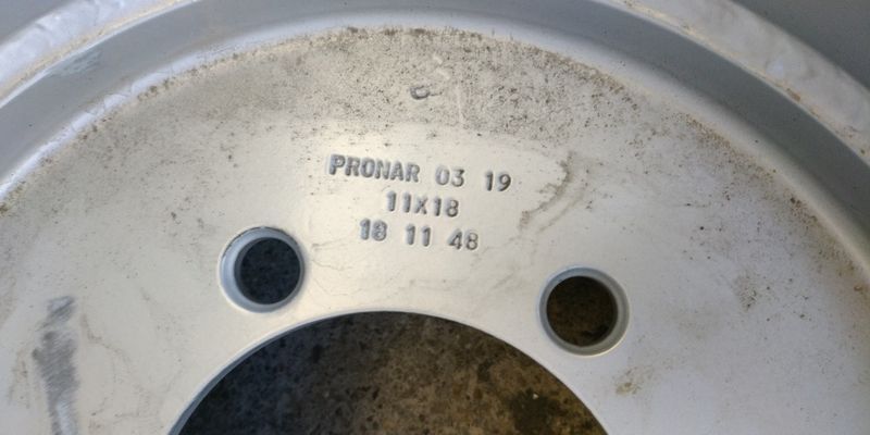 jante miguri de gunoi R18  cauciucuri pe 18 noi cu 6 prezoane WYZR