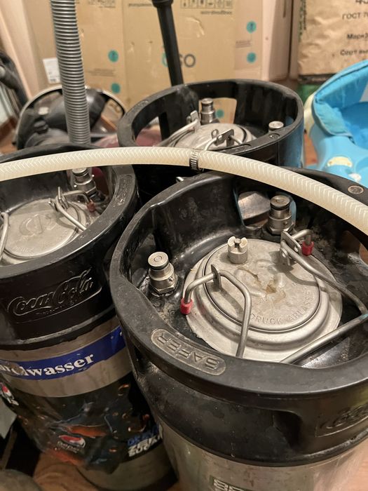 Аппарат постмикс кока  кола газ вода