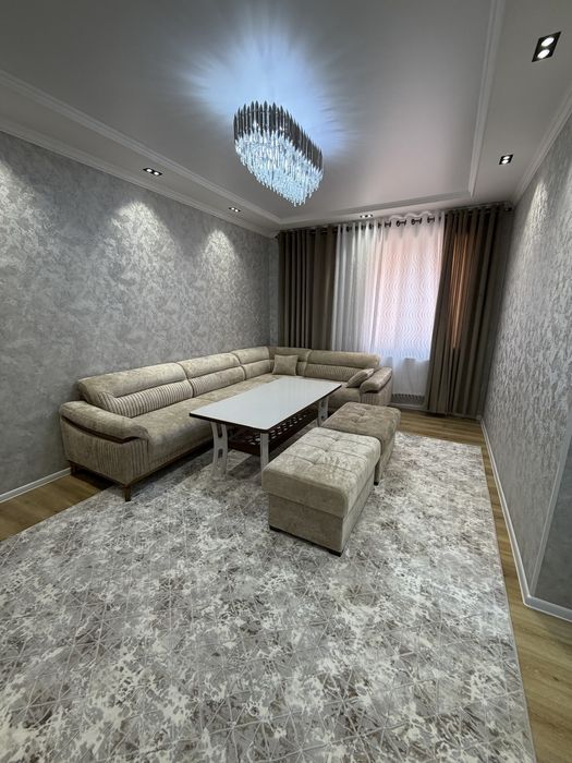 Продаётся квартира в сентре города бухаре зоо магазин