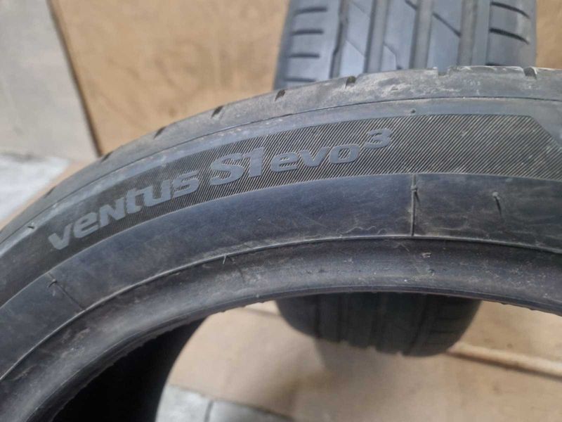 2 Hankook R19 245/40
летни гуми
DOT3922