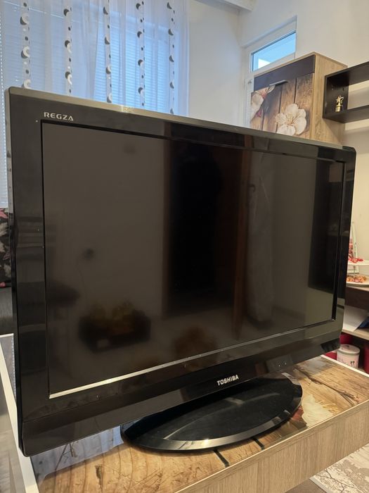 Телевизор Тошиба 32 инча