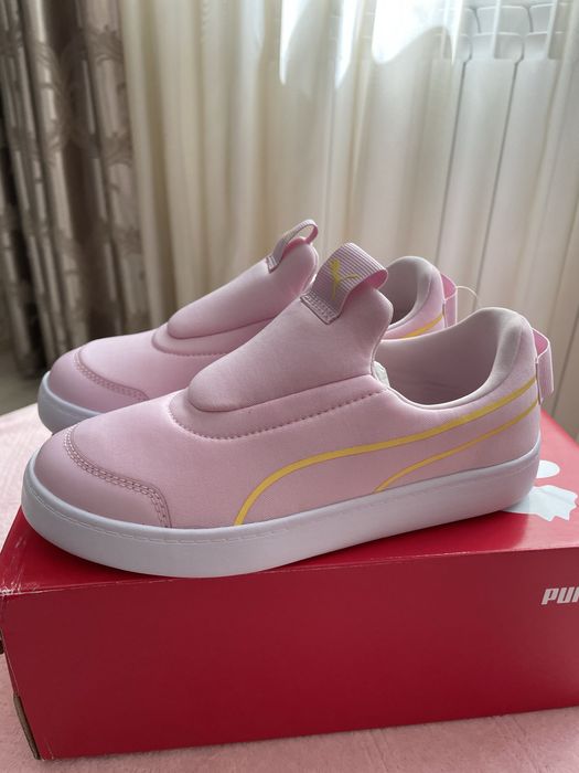 Adidasi Puma marimea 33 noi  usori