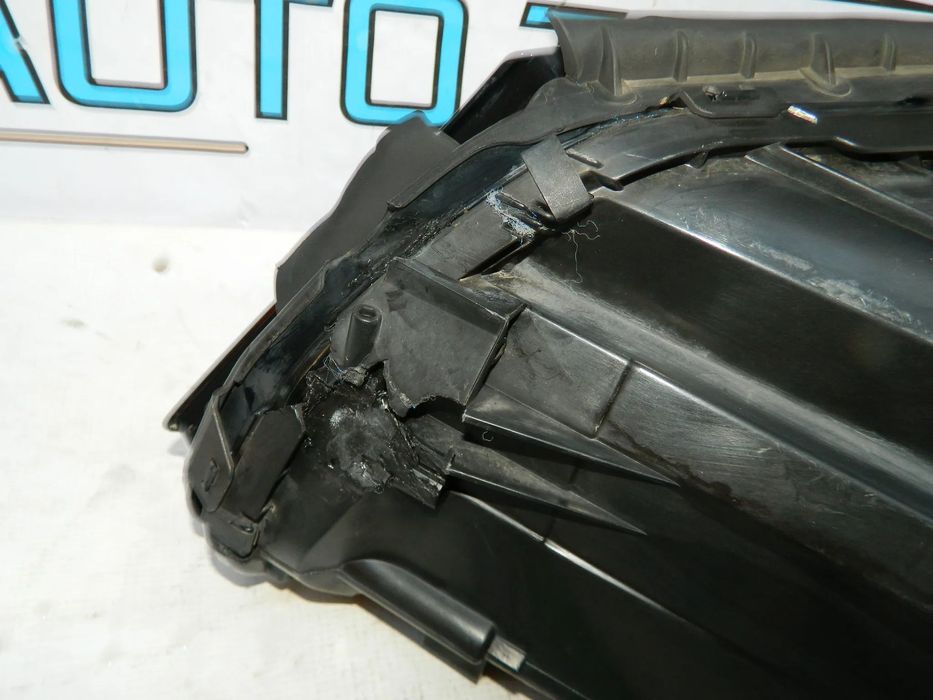 Far dreapta Mercedes C-class W205 ILS model 2014-2018 cod A2059063204