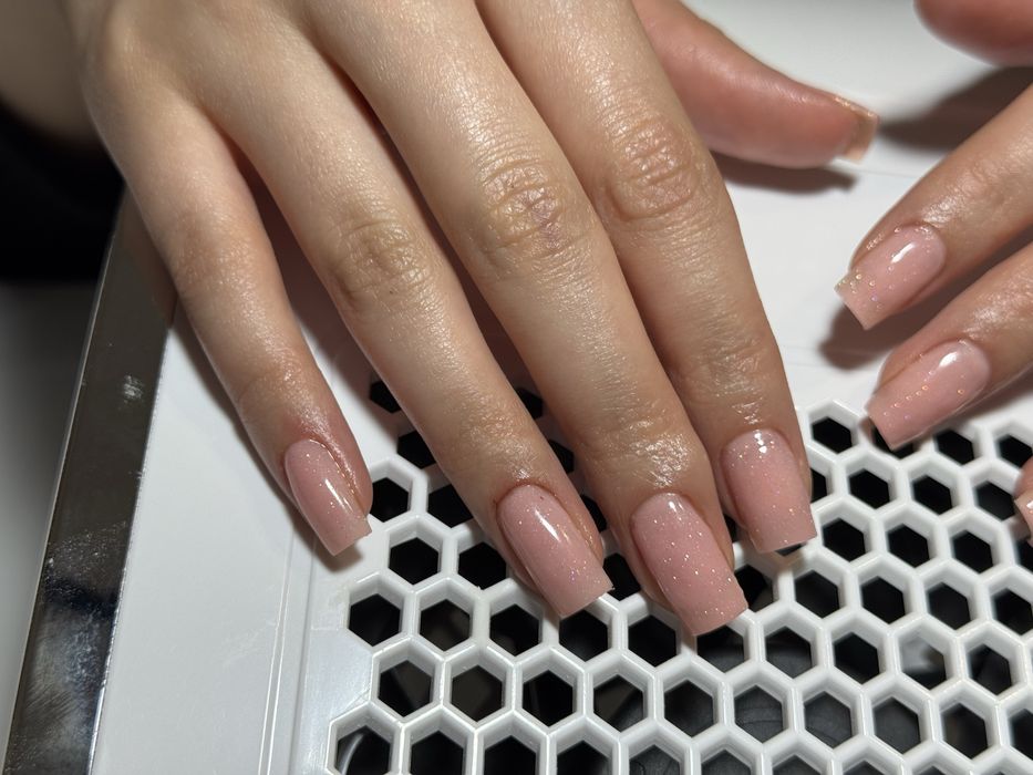 Мастер маникюра